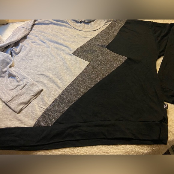Terez BLACK LIGHTNING BOLT CREW NECK IN GRAY Small - Picture 3 of 11